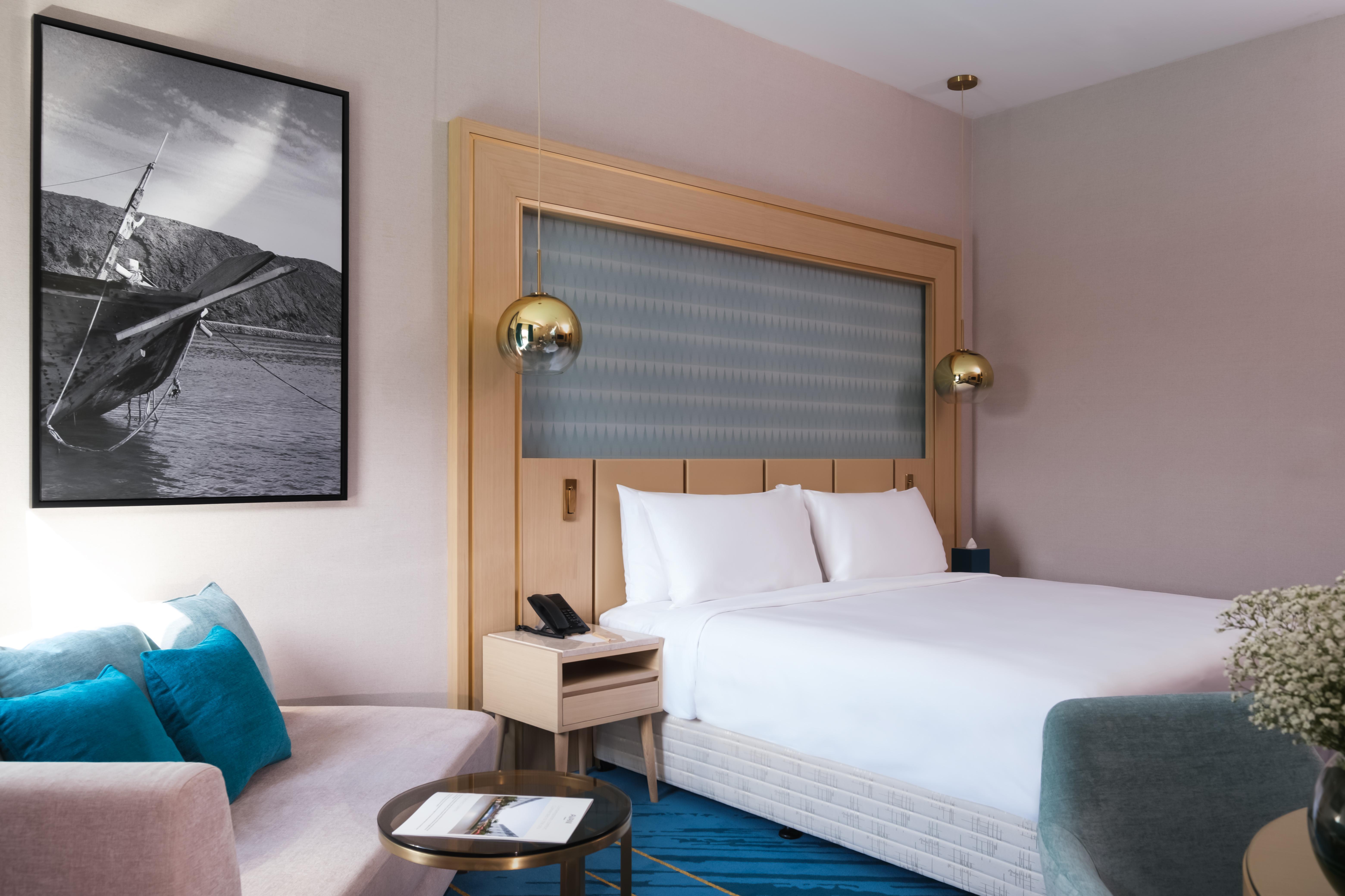 Maani Muscat Hotel & Suites ภายนอก รูปภาพ