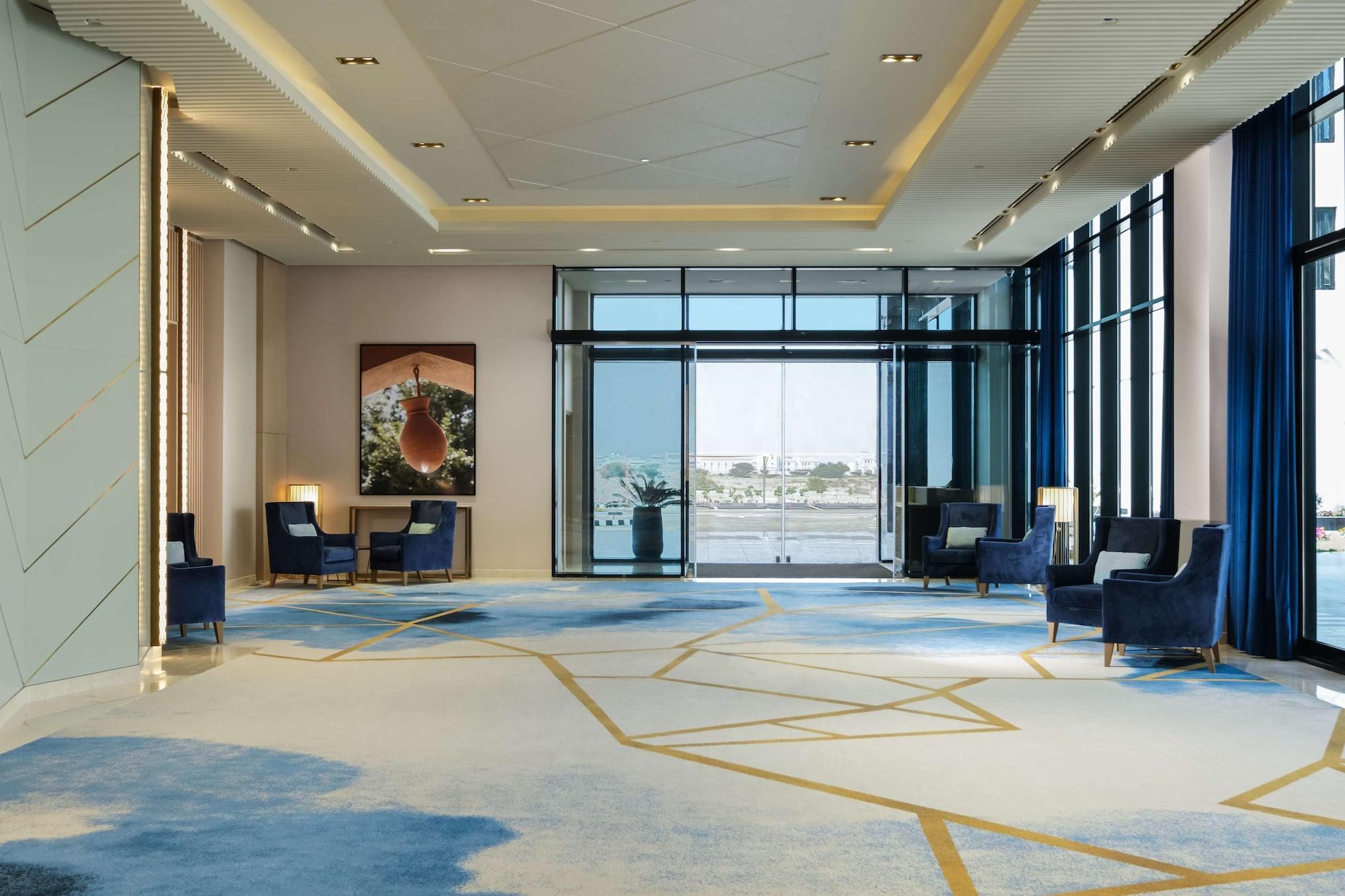 Maani Muscat Hotel & Suites ภายนอก รูปภาพ