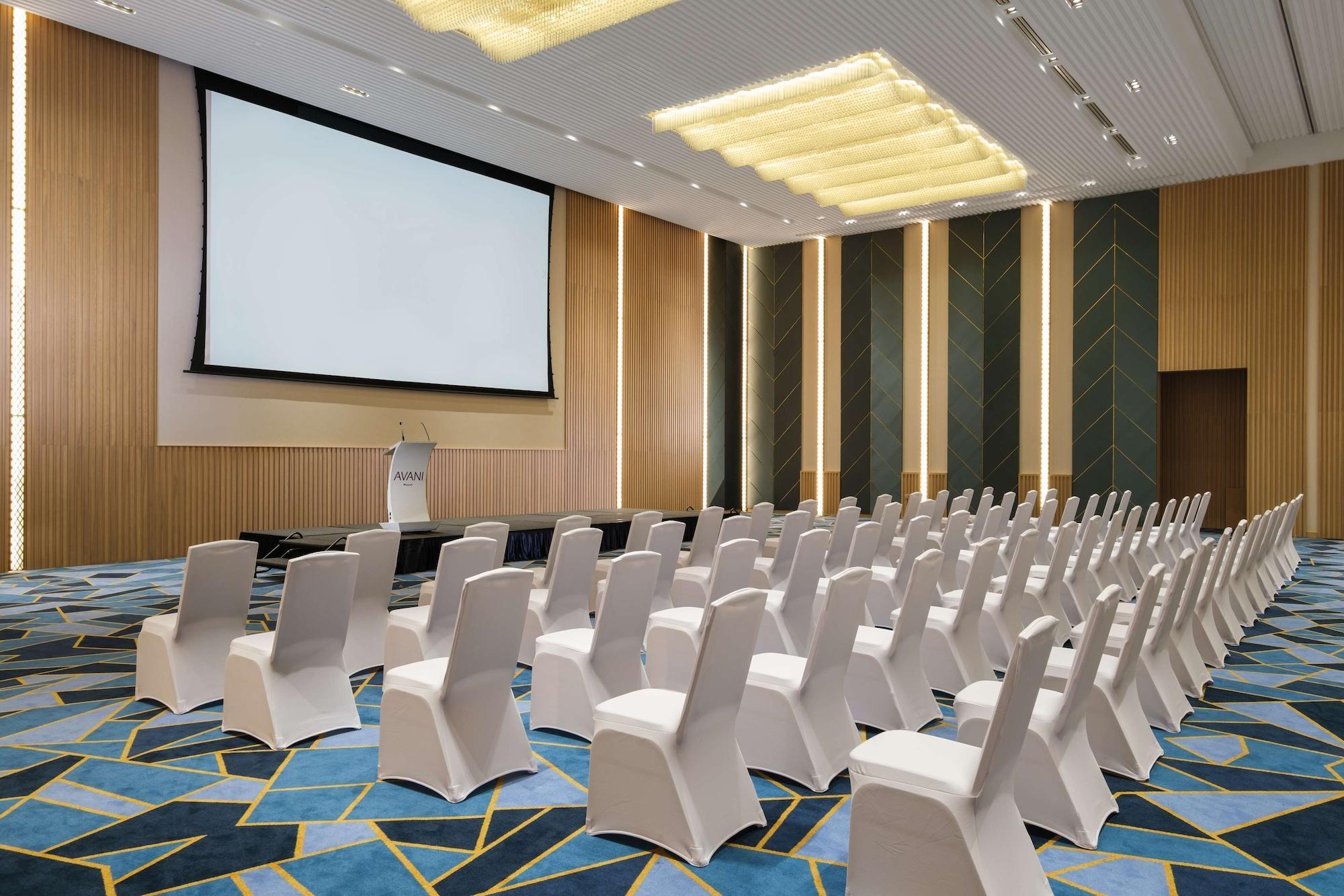 Maani Muscat Hotel & Suites ภายนอก รูปภาพ
